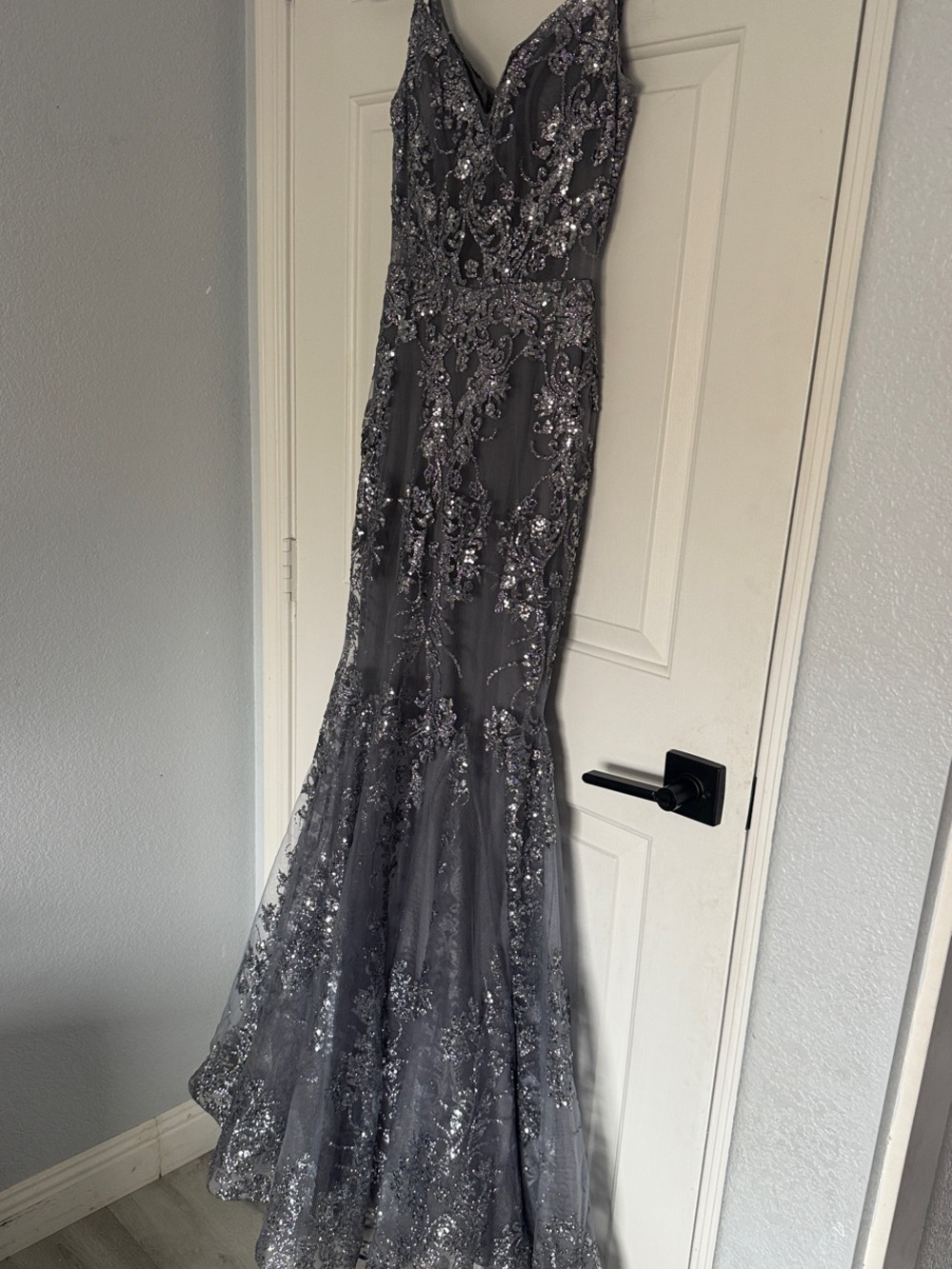 Elegant Gray Sequin Evening Dress - Brand: Cecilia Couture size 2
